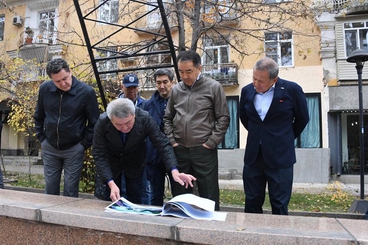 Аким Алматы рассказал когда обновят центр города