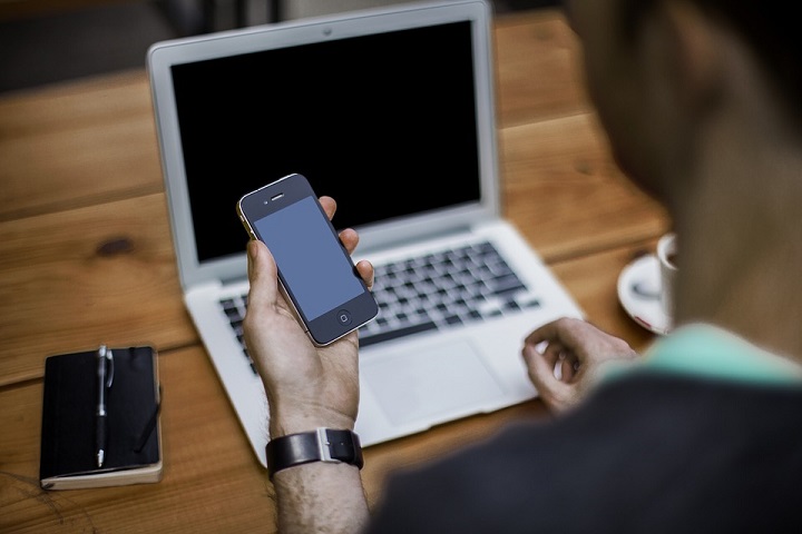 Об отключении от интернета старых IPhone и IPad предупредили в Apple