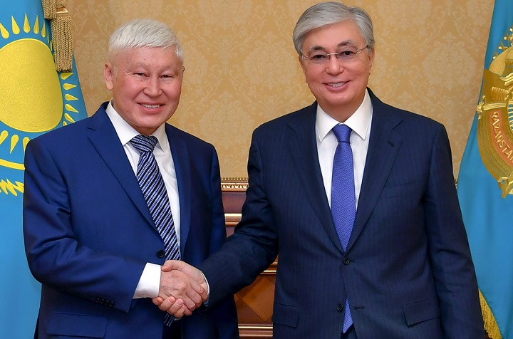 Касым-Жомарт Токаев встретился с академиком Аскаром Джумадильдаевым