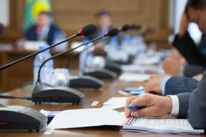 В стране хотят упростить процедуру регистрации политических партий