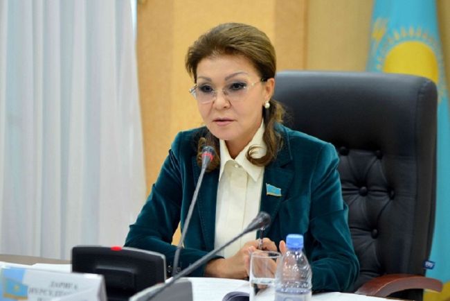 Дарига Назарбаева: Электронный дневник невыгоден акиматам