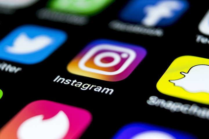 Instagram начал запрашивать возраст пользователя при регистрации