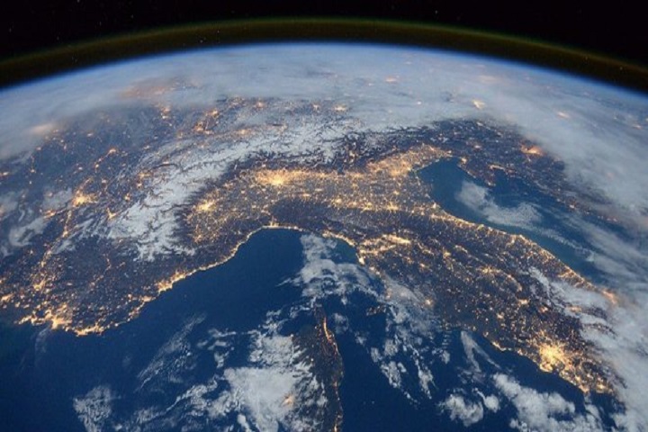 Примерно 20% населения Земли оказались на карантине из-за коронавируса