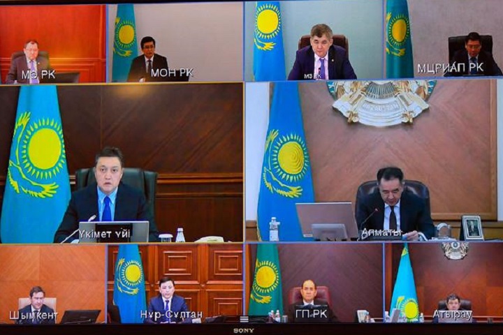 Какие предприятия возобновят работу в Нур-Султане и Алматы с 20 апреля