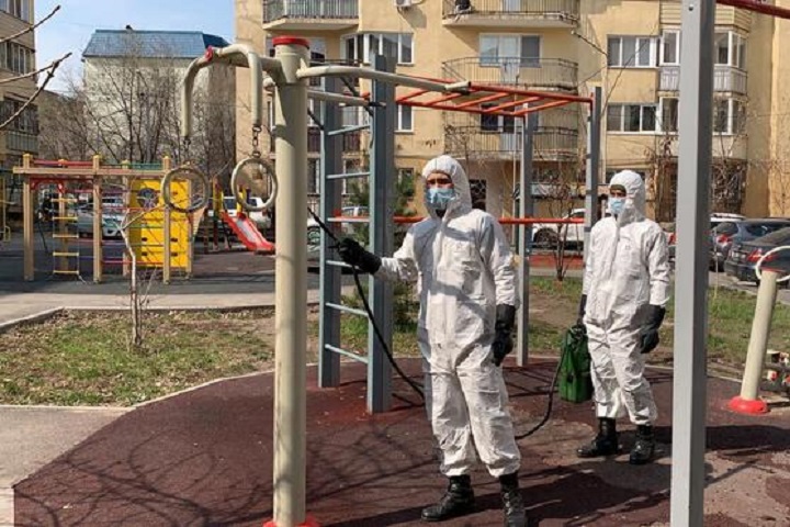 Чем дезинфицируют улицы в Алматы