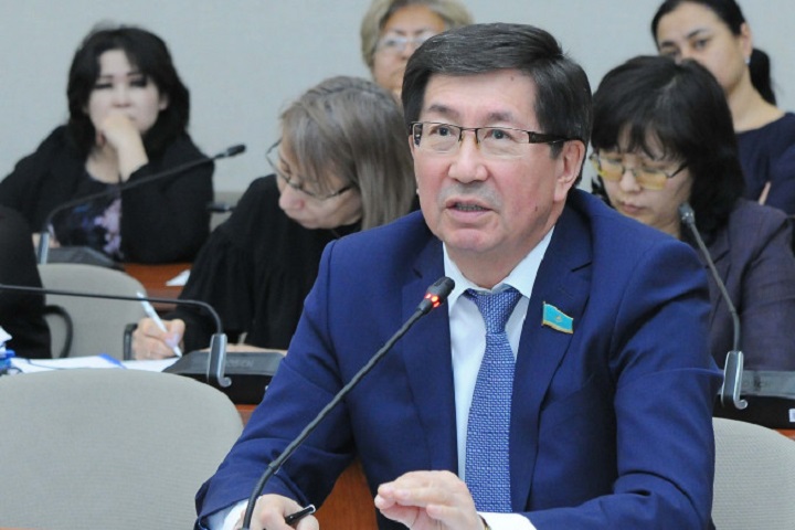 Бейбит Мамраев возглавил Комитет по социально-культурному развитию Мажилиса