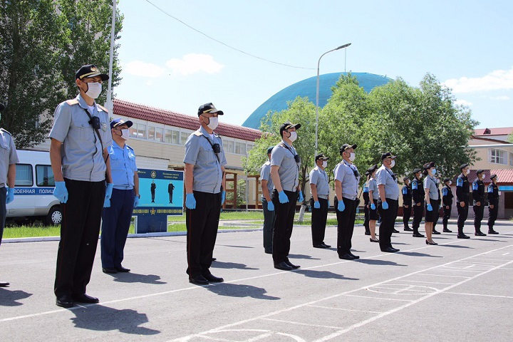 Возобновлена практика воинских патрулей в 16 гарнизонах для поддержания общественного порядка