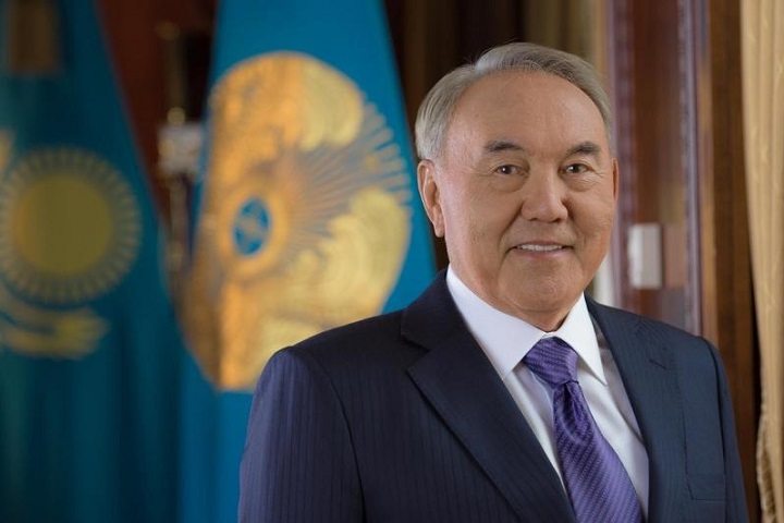 Назарбаев поздравил казахстанцев с Днем защитника Отечества