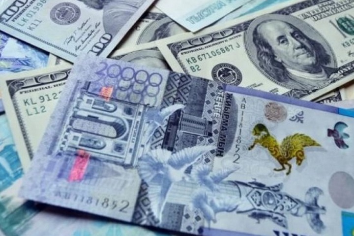 Нацбанк назвал официальный курс доллара на 12 мая