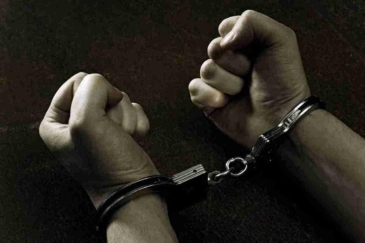 В ЗКО из-за денег жестоко убили пенсионерку и ее сына с инвалидностью