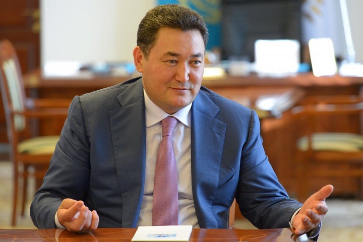 Булат Бакауов.