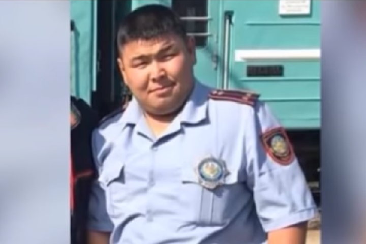 Отец виновника ДТП на блокпосту в Алматы: Я не оправдываю его, но у меня есть мысль, что он уснул за рулем