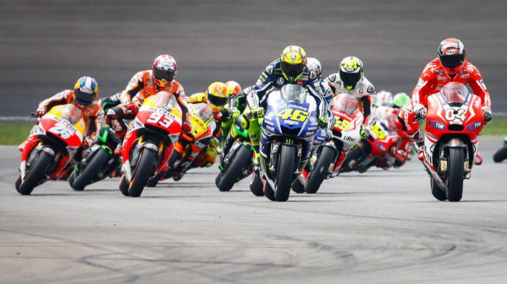 Vinales will be as tough for Rossi as Lorenzo — Suzuki MotoGP boss