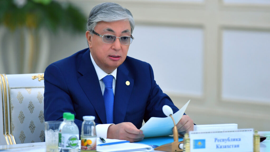 Президент Казахстана принял акима Мангистауской области