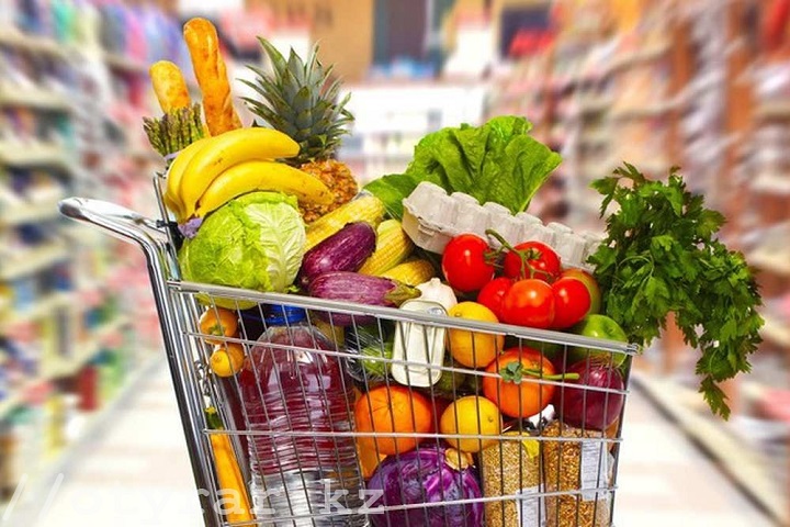 Маркировать неполезные продукты черной меткой предложили в РК