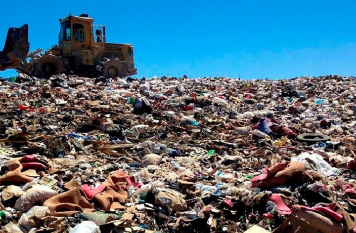 В Казахстане начали массово ликвидировать стихийные свалки