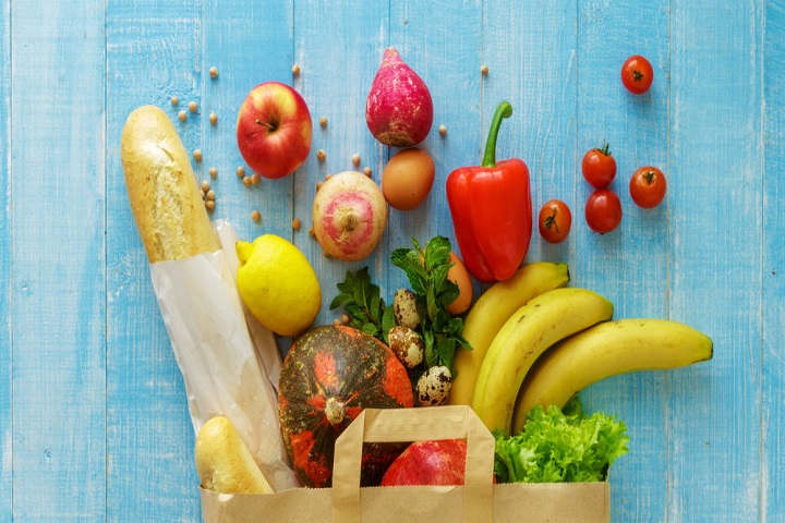 Помощь на продуктовые корзины получат более 1 млн человек