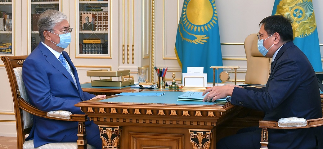 Касым-Жомарт Токаев дал поручения главе Нацбанка