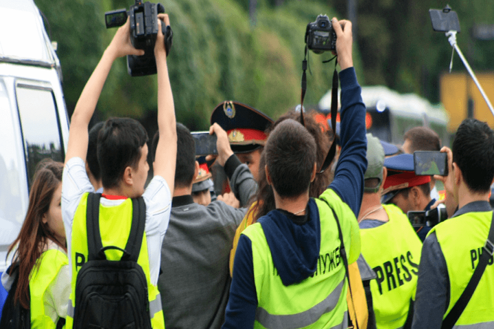 Какие правила для журналистов во время митинга утвердили в Казахстане