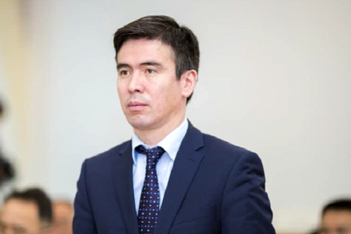 Марат Шоранов спас женщину от удушья