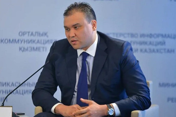 Сколько зарабатывает глава «СК-Фармации»?