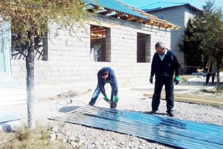 Алтын өндірушілер демеушілік жасады