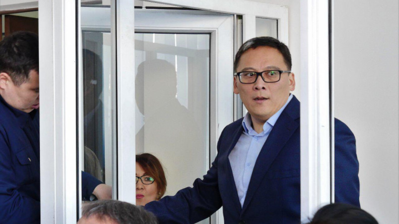 Экс-ректора МУИТ Дамира Шыныбекова приговорили к 8 годам лишения свободы