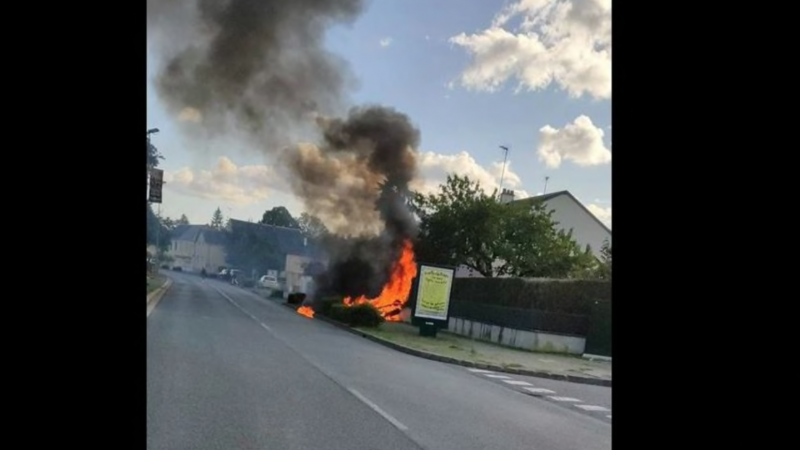 Во Франции столкнулись два самолета