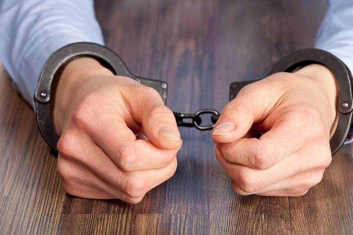 В Туркестанской области задержали мужчину, избивавшего жену и детей