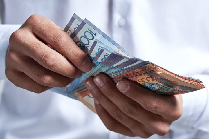 В Казахстане увеличился наличный оборот денежных средств на 26% и составил почти 3 триллиона тенге