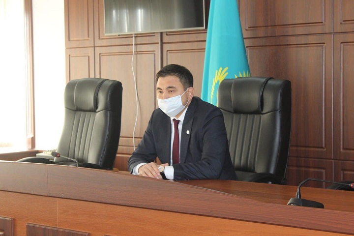 Ақ жаулықты аналарды қуантты