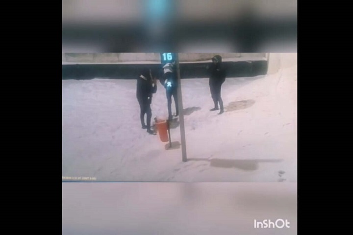 «Пинали урну». В Нур-Султане хулиганов привлекли к ответственности