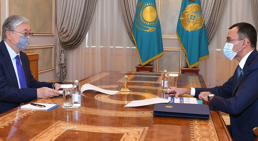 Президент принял Председателя Сената Парламента Маулена Ашимбаева