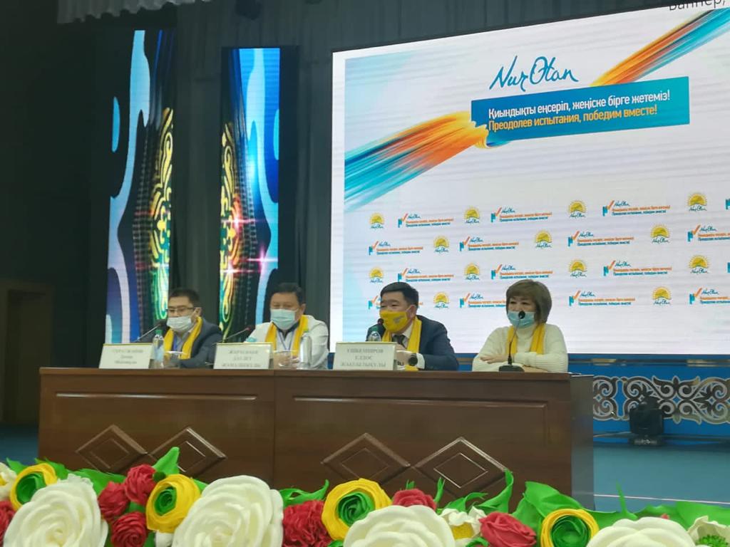 Алматы облыстық мәслихат депутаттығына үміткер кандидаттар Ұзынағаш ауылының тұрғындарымен кездесті