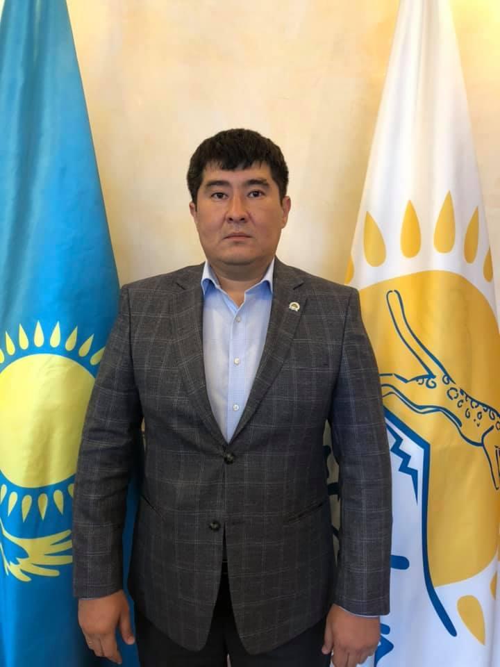 Қарағанды облыстық мәслихатының депутаттығына үміткер сайлауалды бағдарламасымен таныстырды