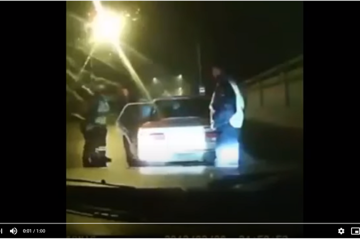 Вооруженное нападение на полицейских: видео сняли не в Казахстане