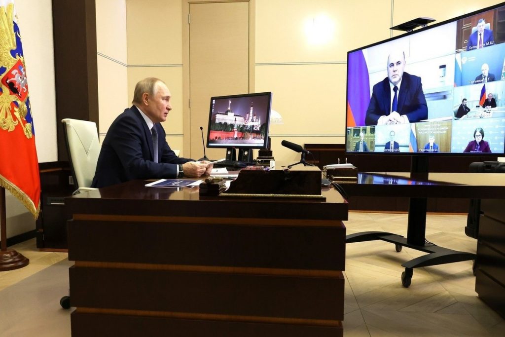 Путин: 2022 год для России был очень сложным — Financial Times