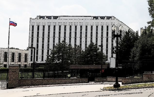 Посольство России отреагировало на планы США передать российские активы Украине — Financial Times