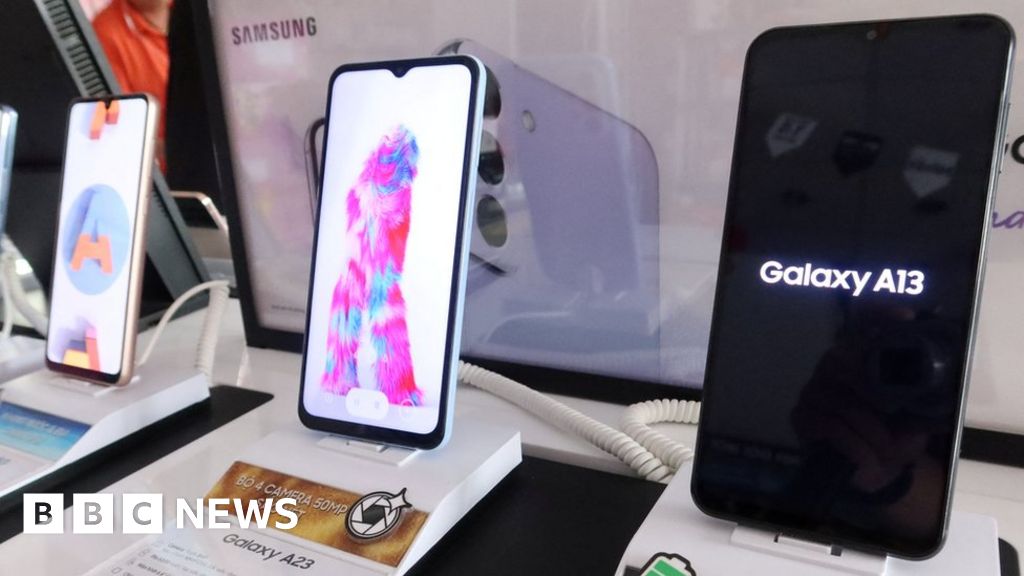 Прибыль Samsung упала на 69% из-за падения цен на чипы