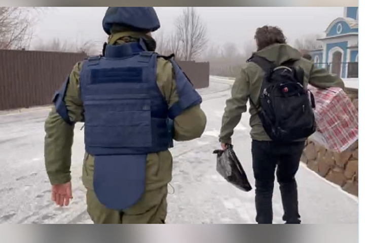 Адвокат Павел Астахов и певец Джанго попали под обстрел в Донецке — Financial Times
