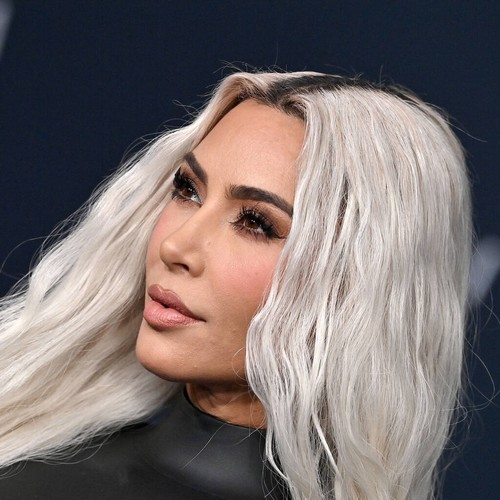 Ким Кардашьян дала Cardi B рекомендации пластическим хирургам — Fil