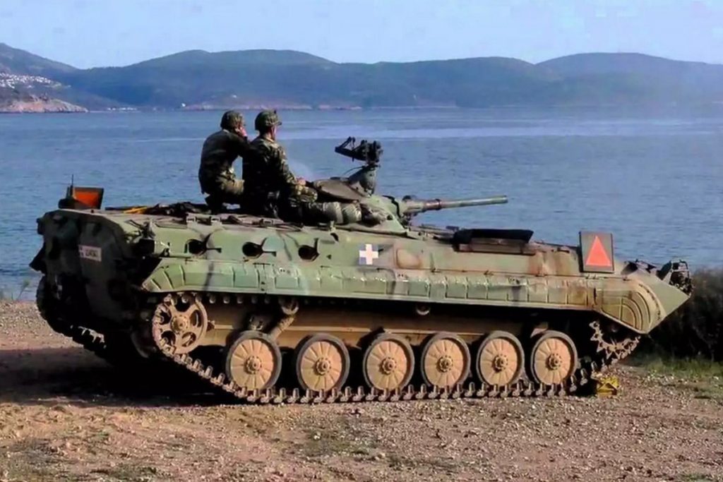Греция и Германия обсудили поставки Киеву БМП-1 — Financial Times