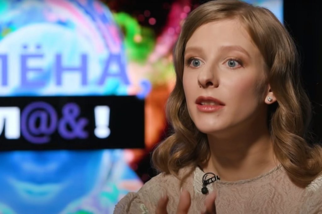 Лиза Арзамасова официально объявила об уходе со сцены из-за проблем со здоровьем — Financial Times