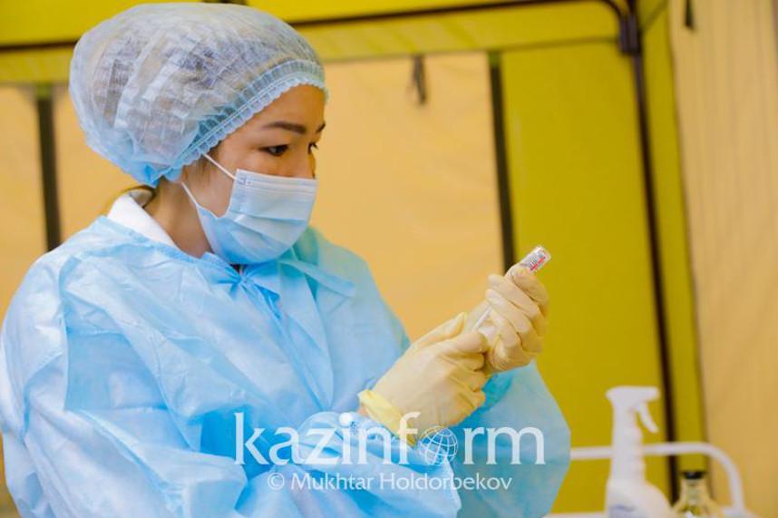 Более 4 тысяч казахстанцев ревакцинировались против КВИ за последние дни — Financial Times