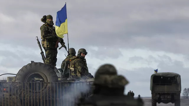 В ДНР сообщили о переброске резервов ВСУ на три направления — Financial Times