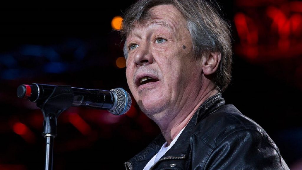 Михаил Ефремов попросил суд выпустить его на свободу раньше срока — Fil