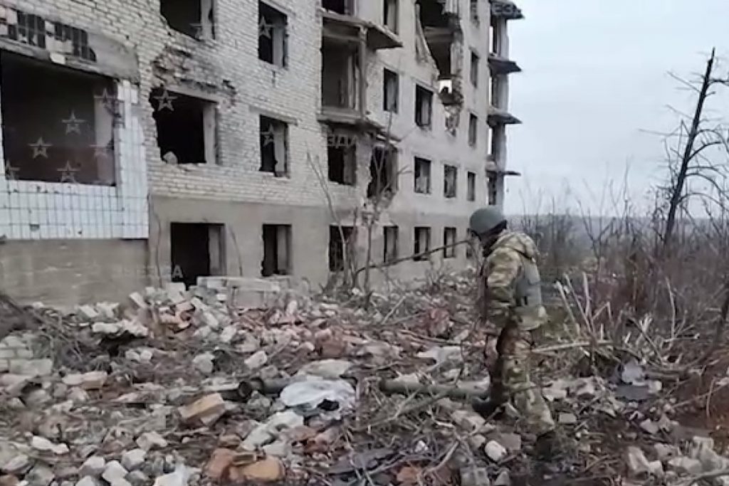 Российский боец рассказал о первых взятых домах в Артемовске — Financial Times
