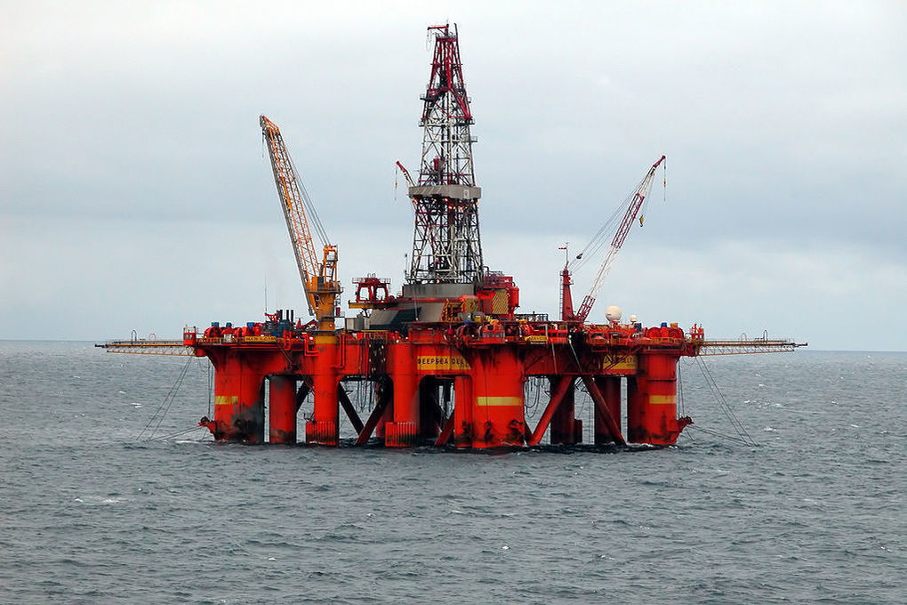 Россия отказалась работать с трейдерами, использующими потолок цен на нефть — Financial Times