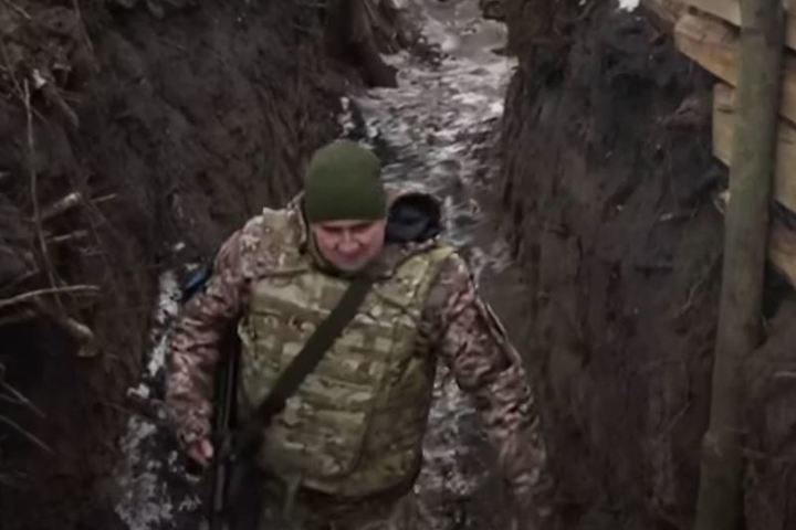 Экс-советник Пентагона Макгрегор заявил о перемалывании Россией ВСУ в Артемовске — Financial Times