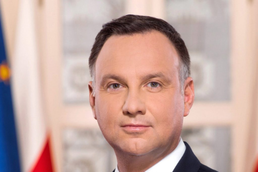 Дуда заявил, что в ближайшее время станет понятно, «выживет ли Украина» — Financial Times